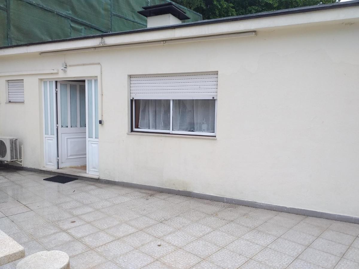 Enjoy Guest House Gmr Guimaraes Bagian luar foto