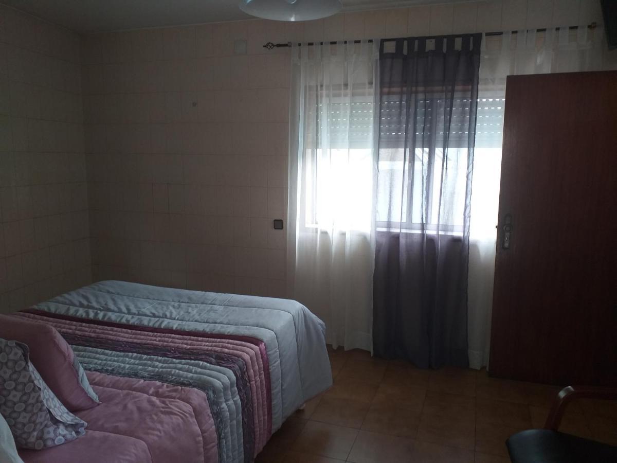 Enjoy Guest House Gmr Guimaraes Bagian luar foto